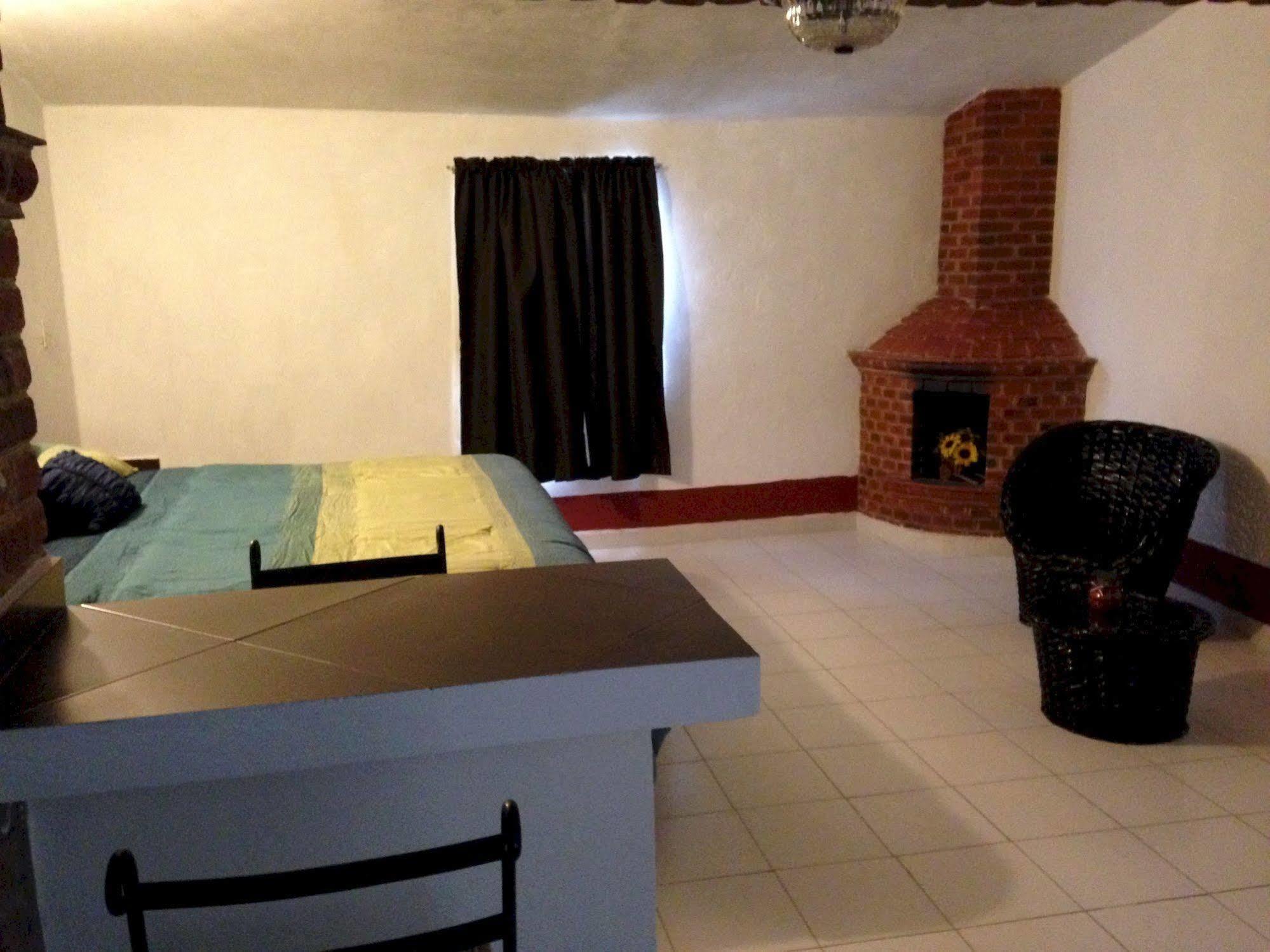 Hotel Ayenda Meson Del Rio Tepotzotlan Exteriér fotografie
